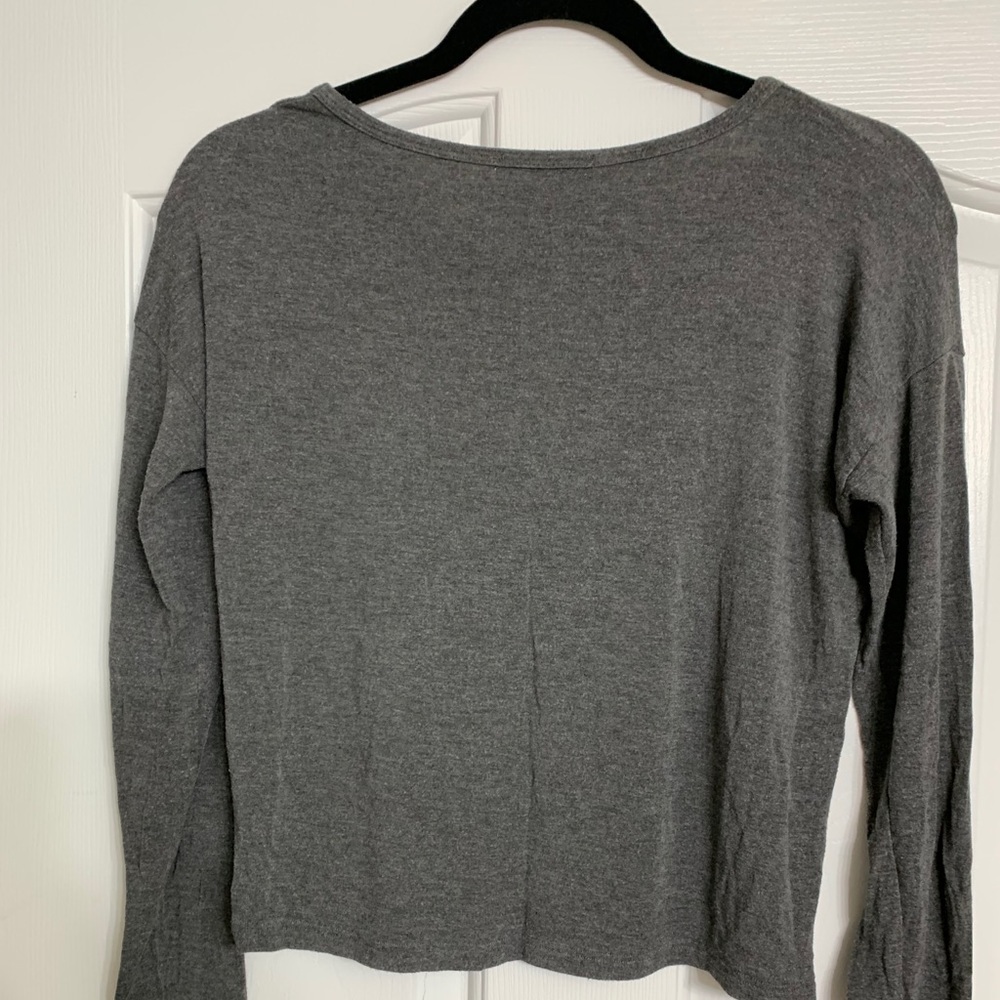 Long sleeve comfy tee!